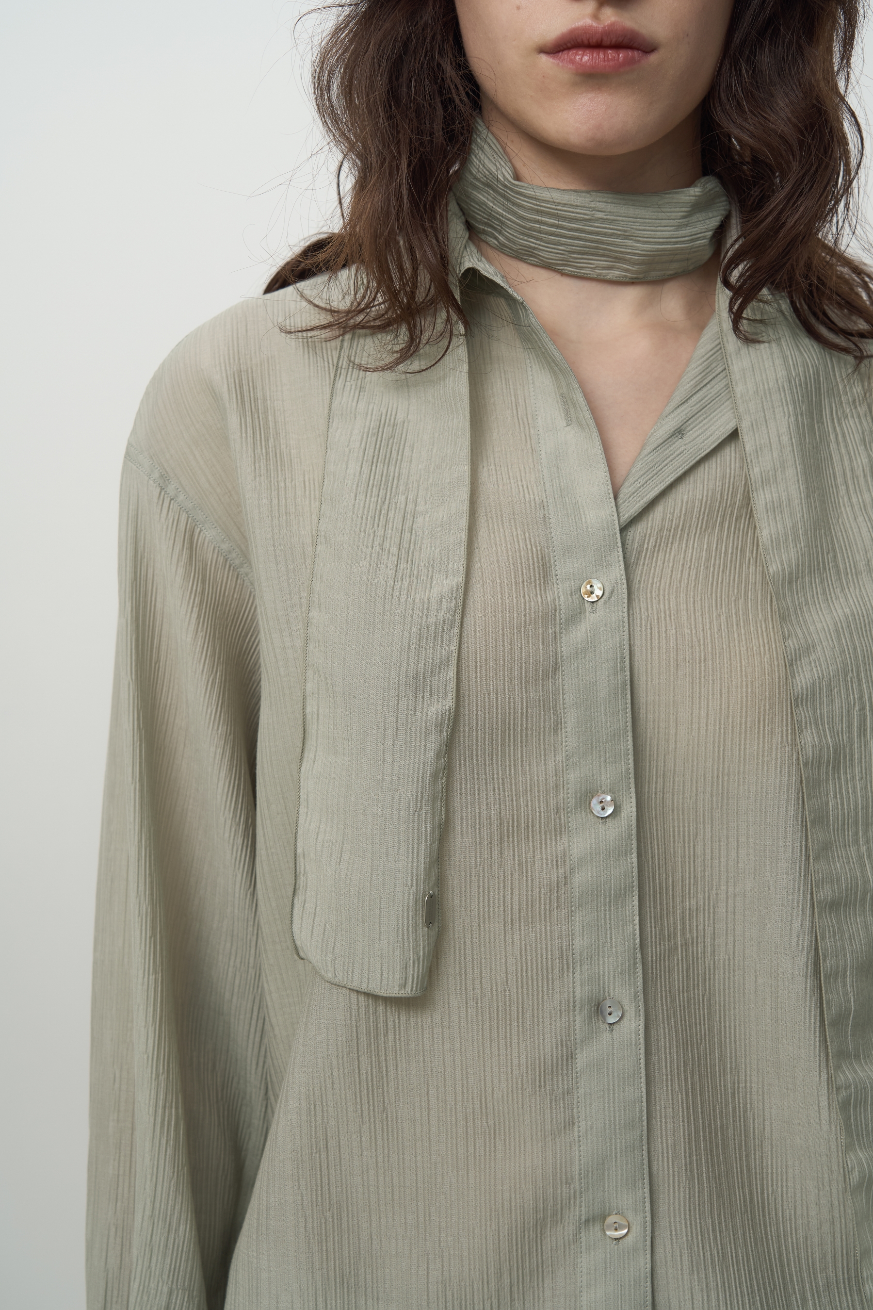 러프사이드 화이트라벨(ROUGH SIDE WHITE LABEL) Wrinkle Shirt Sage - 사이즈 & 후기 | 무신사